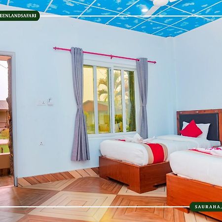 Hotel Greenland Safari Sauraha Exteriér fotografie